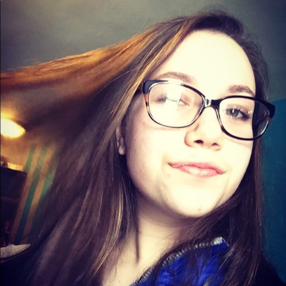 Meet your Posher, Lauren